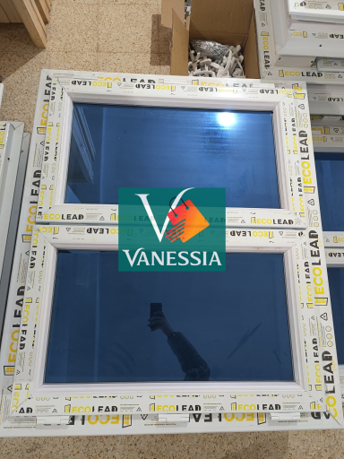 fenêtre ouvrante sans rideau en PVC profil ecolead Verre stop sol fumé
