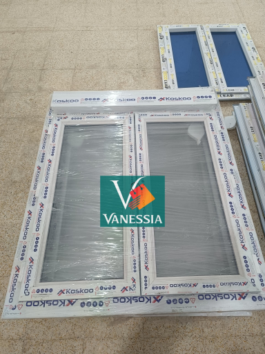 Fenêtre ouvrante avec rideau double vitrage profil Kosko simple
